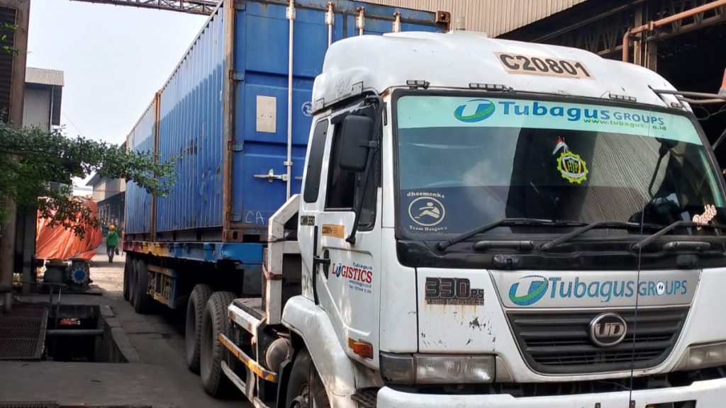 Kegiatan Pengiriman Container 2x20 feet cont 2025 10 21 at 07.53.10