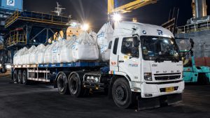 Kegiatan Trucking j.bag